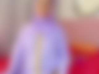 Live cam show with AishaAmin - Arab on AdultVida.com