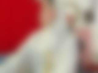 Live cam show with AishaAmin - Cosplay Curvy on AdultVida.com