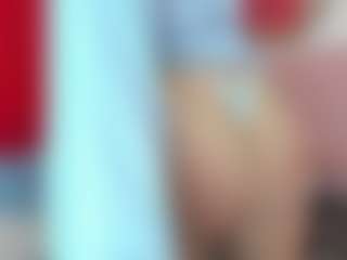 Live cam show with AishaAmin - Bedroom MILF on galaxygirlnitro.com
