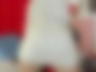 Live cam show with AishaAmin - Amateur on Camsoda