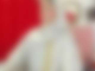 Live cam show with AishaAmin - Cosplay MILF on TeamSkeetLive