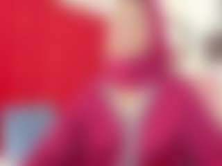 Show de cam en vivo con AishaAmin - Cosplay en Camsoda