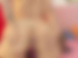 Live cam show with AishaAmin - Cosplay BBW on Camsoda
