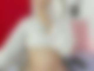 Live cam show with AishaAmin - Arab on Camsoda