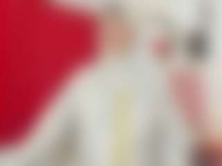 Live cam show with AishaAmin - Cosplay MILF on Cam Slut