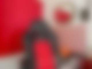 Live cam show with AishaAmin - Cosplay MILF on Milfs Live