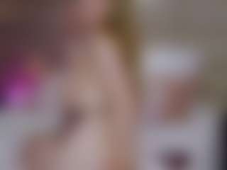 SandraHaze's Live Sex Cam Show