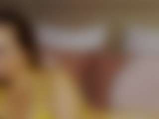 Live cam show with SandraHaze - Brown Eyes Blonde Hair on nudelive.tv