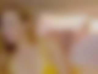 Live cam show with SandraHaze - Brown Eyes Blonde Hair on fuklive.com