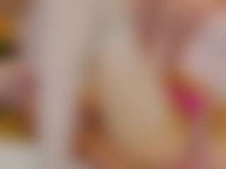 Live cam show with SandraHaze - Blonde Hair on Soda Cam