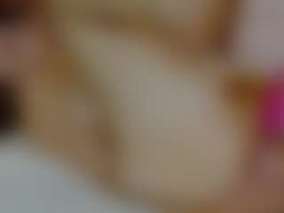 Live cam show with SandraHaze - Blonde Hair on Camsoda