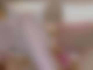 SandraHaze's Live Sex Cam Show