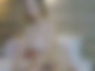 Live cam show with SandraHaze - Blonde Hair on Camsoda