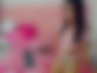 Live cam show with valentina-johnson - HD on Milfs Live