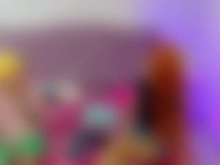 valentina-johnson's Live Sex Cam Show