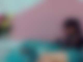 valentina-johnson's Live Sex Cam Show