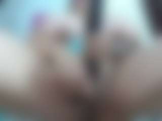 wonderfulltitys-mia's Live Sex Cam Show