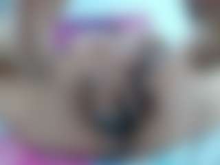 wonderfulltitys-mia's Live Sex Cam Show