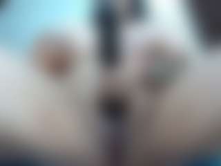 wonderfulltitys-mia's Live Sex Cam Show