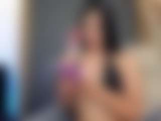 Live cam show with Samantha Cooper - Anal on Cam Slut