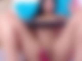 Live cam show with Julieta - Body Massage on Camsoda