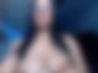 sofia-mature MILF webcam performer live streaming