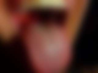 AilynRed's Live Sex Cam Show