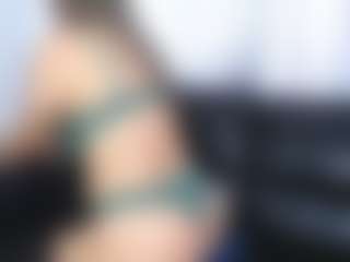 Live cam show with Christtydiaz - Middle Aged on instabang