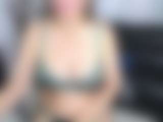 Live cam show with Christtydiaz - Mature on TeamSkeetLive