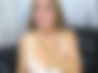 Live cam show with Christtydiaz - Blonde Hair on Camsoda Late Night