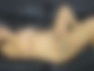 Live cam show with Christtydiaz - Blonde Hair Middle Aged on infinitiblacc.com