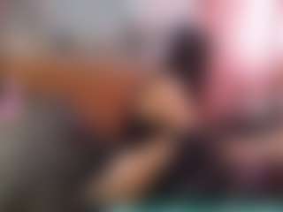 foxy-pet's Live Sex Cam Show