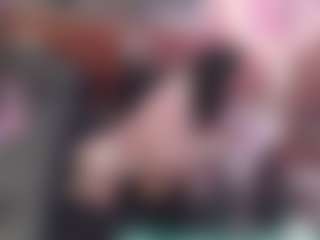Live cam show with foxy-pet - Black Hair on PervPlay.com