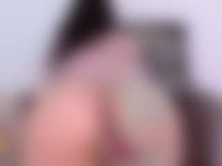 Live cam show with LauryMoons - Hot on Ass Tok