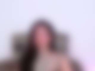 Live cam show with LauryMoons - Handjob on TeamSkeetLive