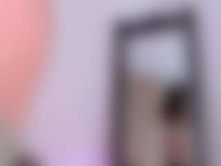 Live cam show with LauryMoons - Cock Rating on boobsie.com