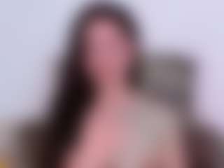 Live cam show with LauryMoons - Hot on instabang