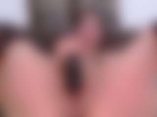 LauryMoons's Live Sex Cam Show