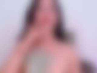LauryMoons's Live Sex Cam Show