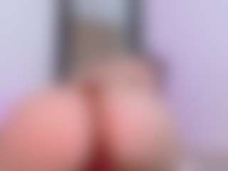 LauryMoons's Live Sex Cam Show