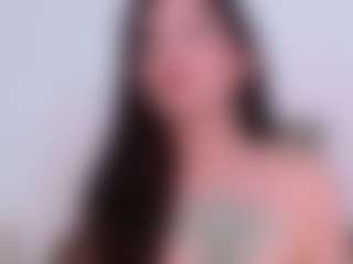 Live cam show with LauryMoons - Sexy on fuck-show.com