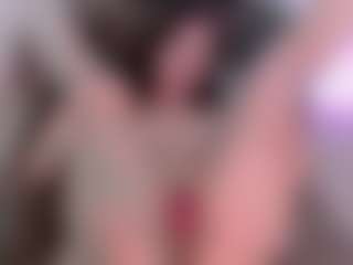LauryMoons's Live Sex Cam Show