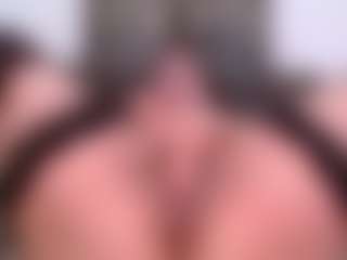 LauryMoons's Live Sex Cam Show