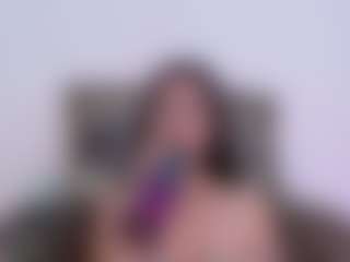 LauryMoons's Live Sex Cam Show