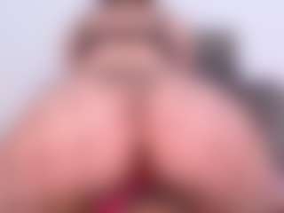 LauryMoons's Live Sex Cam Show