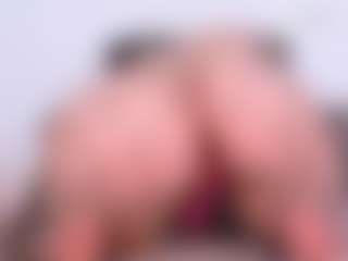 LauryMoons's Live Sex Cam Show