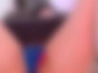 Live cam show with LauryMoons - Bedroom on Camsoda