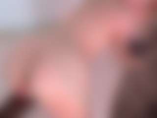 Live cam show with LauryMoons - Shaved on Camsoda