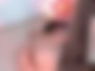 Live cam show with LauryMoons - Joi on CamSextacy