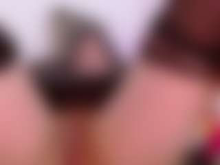 LauryMoons's Live Sex Cam Show